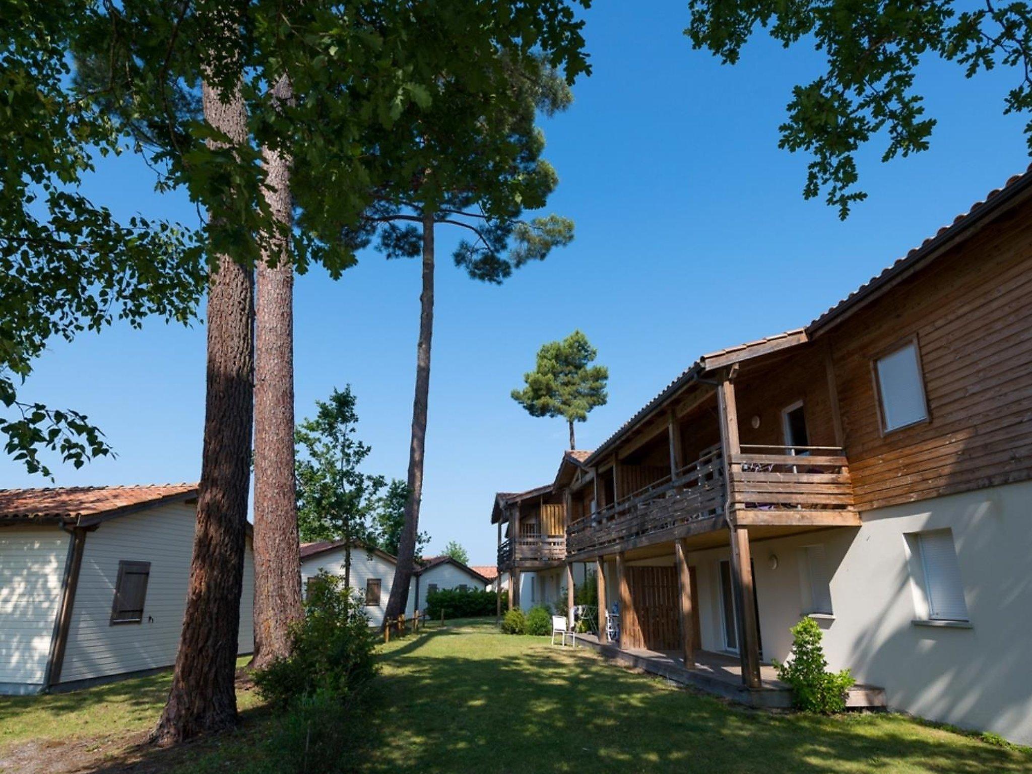 Hotel Vacancéole - Le Domaine des Grands Lacs Parentis-en-Born Exterior foto